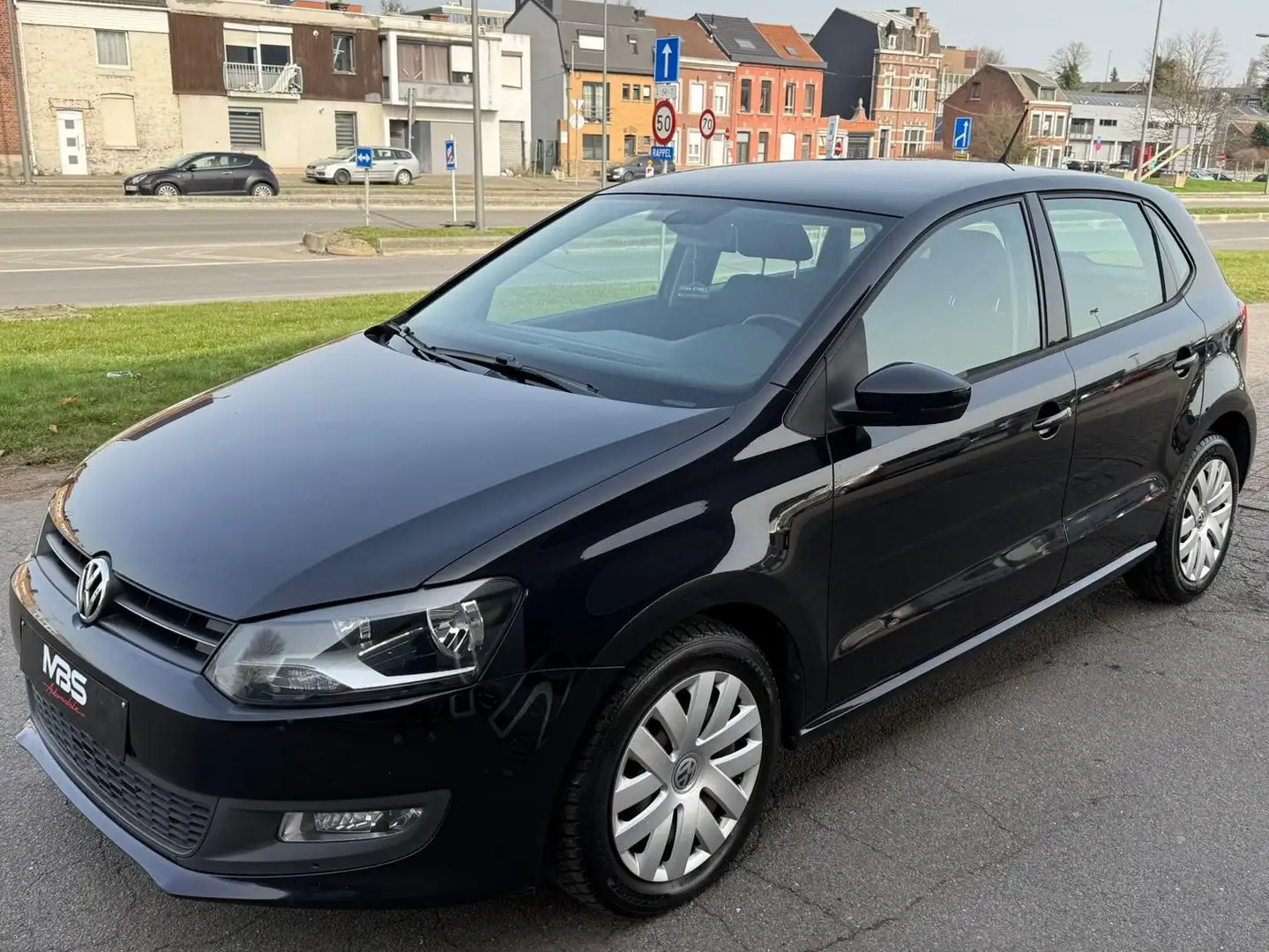 Volkswagen Polo 1.2 CR TDi * RADIO * ATTACHE * CRUISE * CLIM * Schwarz - 1