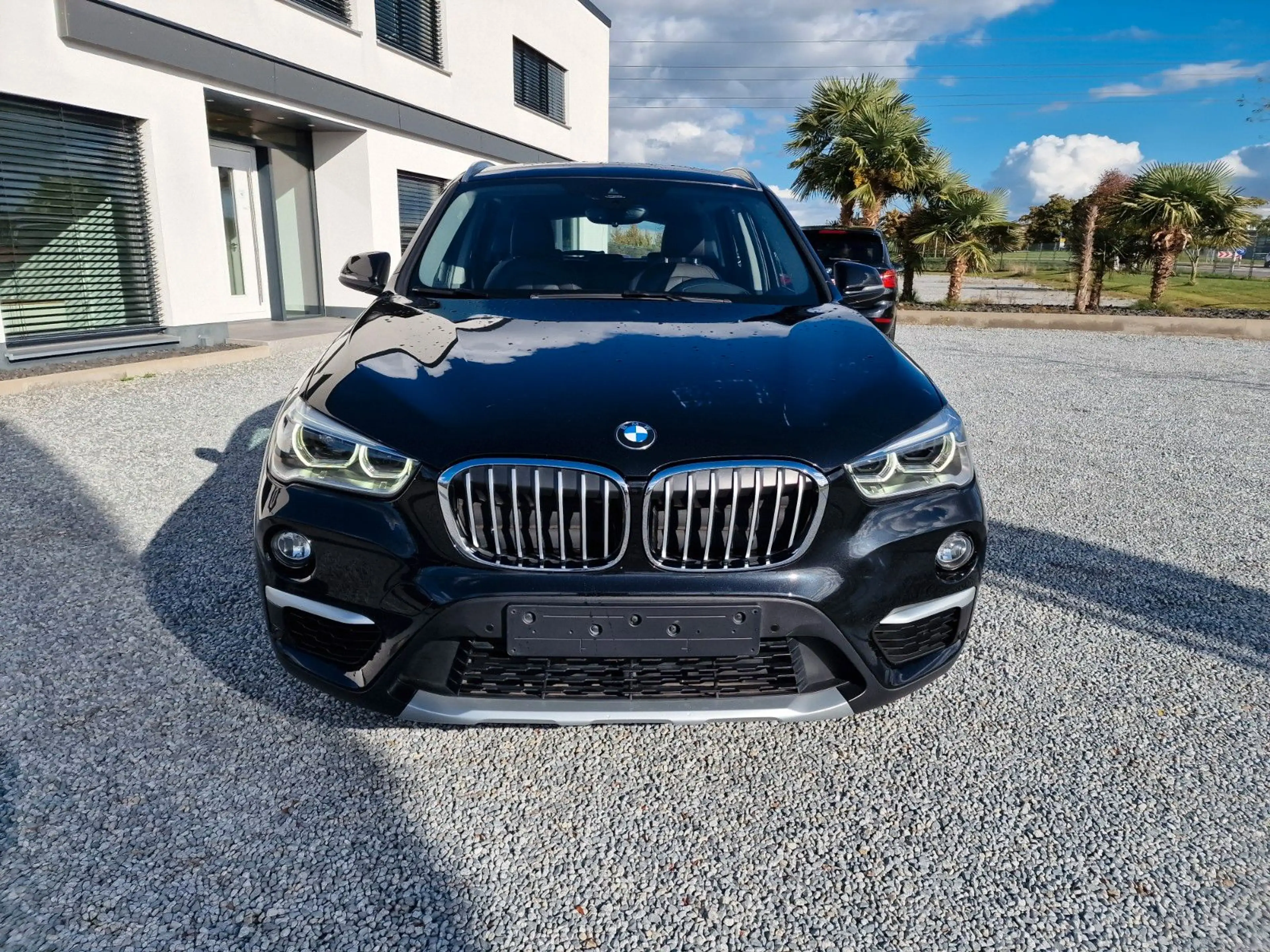 BMW X1 20d xDrive XLine, Leder, Navi.Plus, LED, AHK — photo 3