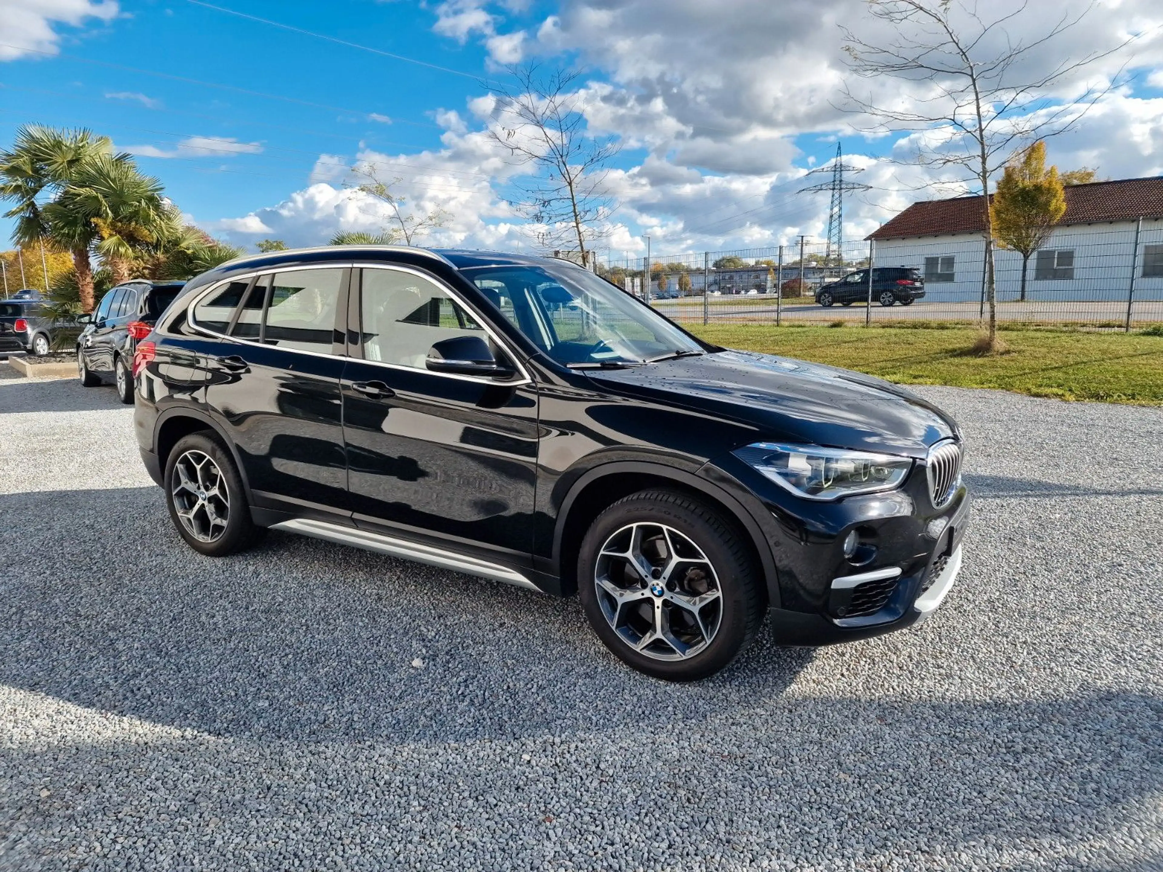 BMW X1 20d xDrive XLine, Leder, Navi.Plus, LED, AHK