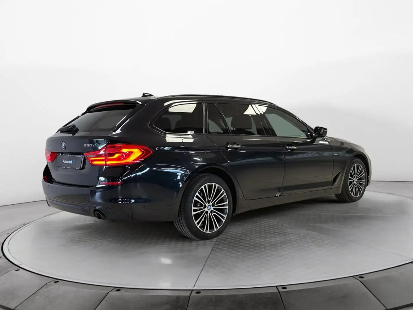 BMW 530 d Touring Sport Nero - 2