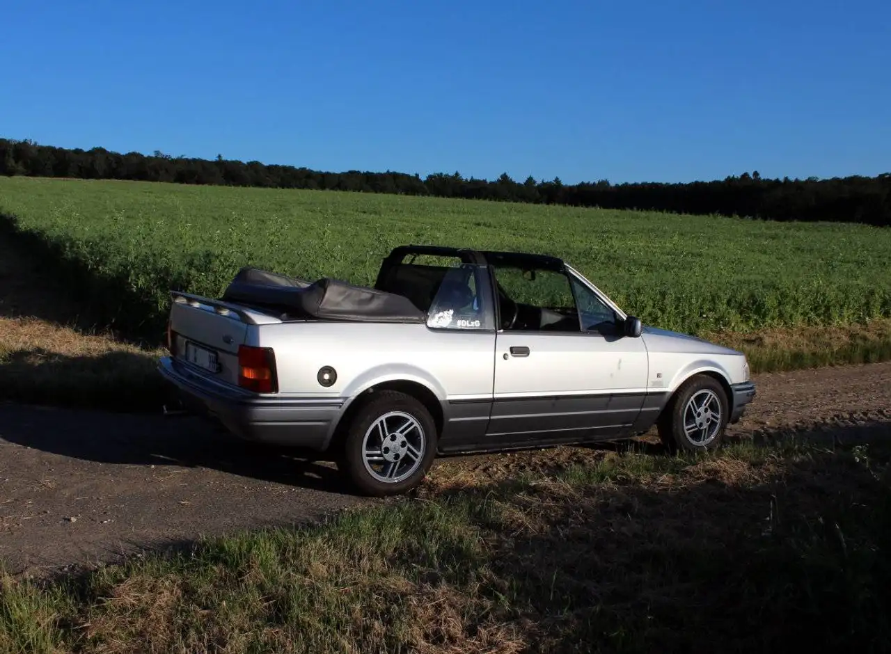 Ford Escort XR3i cabrio, foto 7