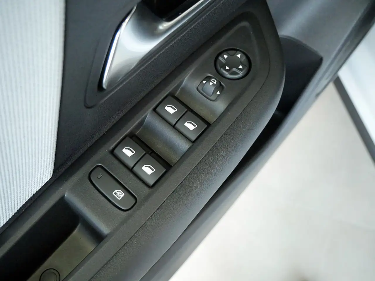 Citroen C4 Hybrid 145 Max KAMERA NAVI ACC LED 360°, миниатюра 6