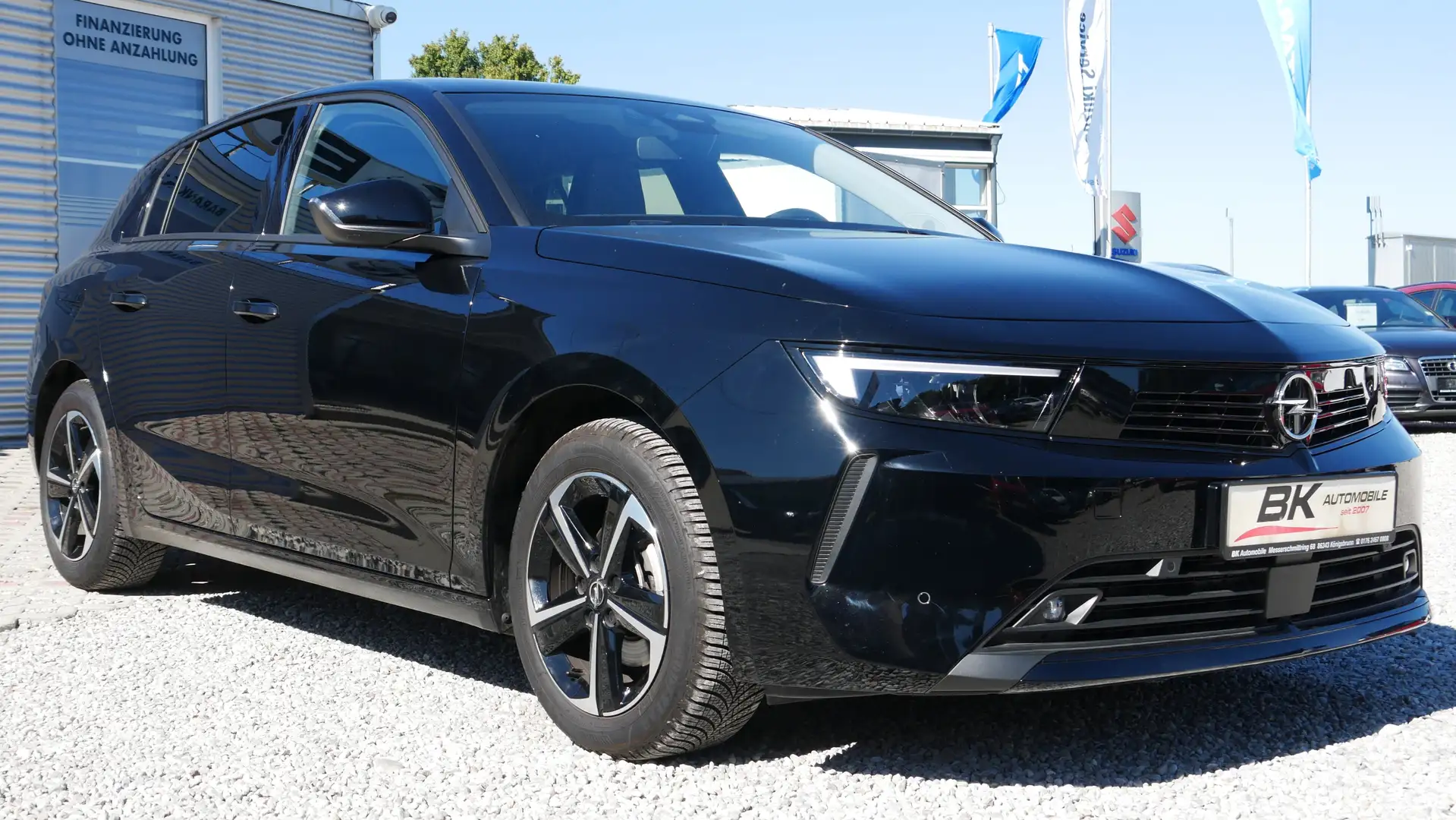 Opel Astra LED Sitz-, Lenkradheizung Abstandstempo Spurhalte Schwarz - 1