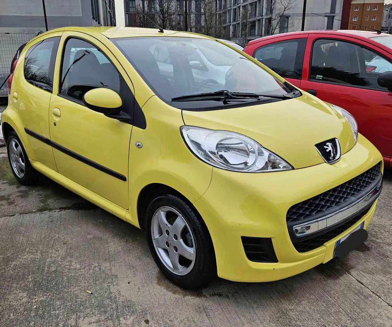 Peugeot 107 1.0 68CV 5p. Urban Move NEOPATENTATI OOOK Gelb - 1