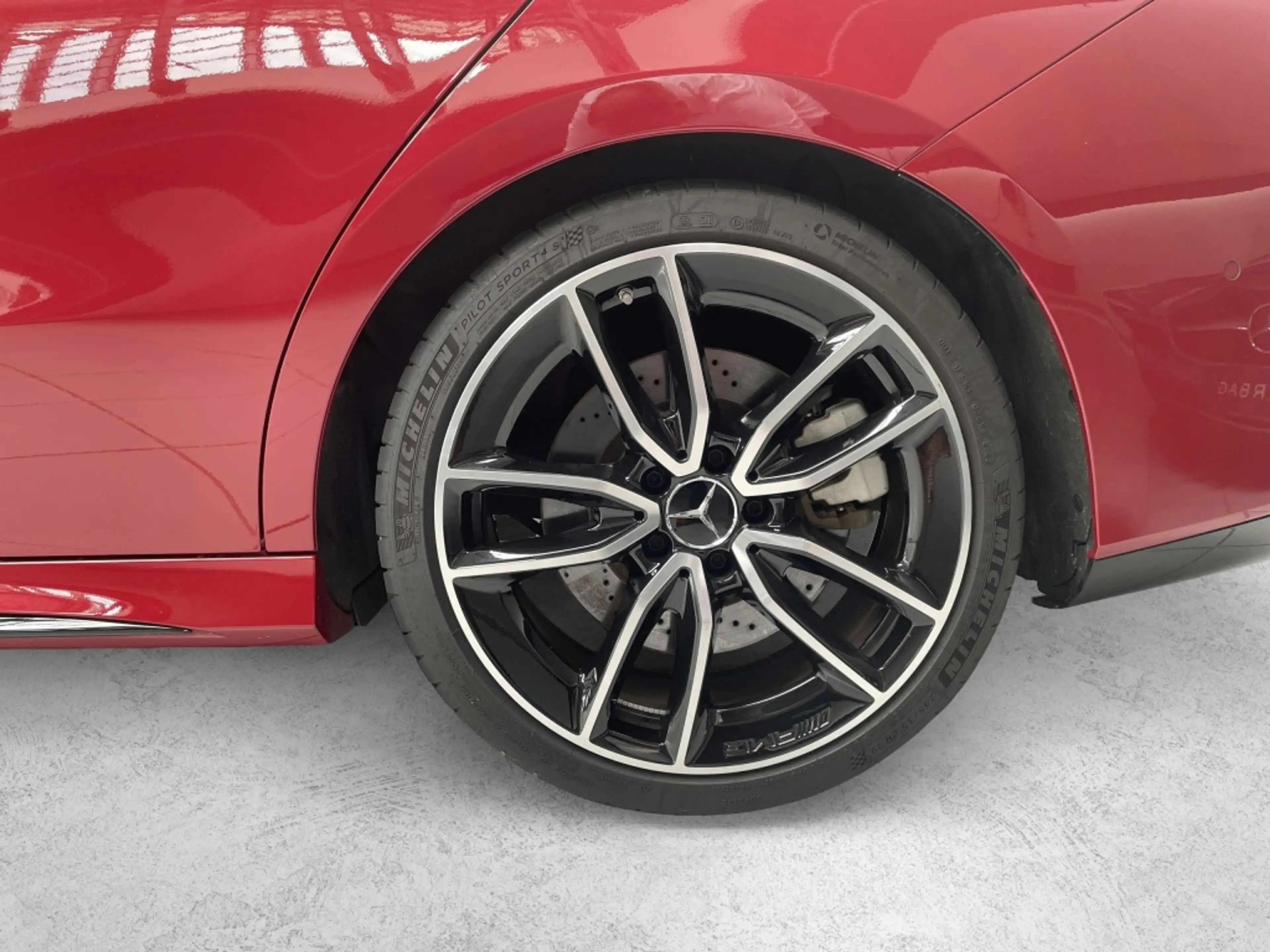Mercedes-Benz CLA 35 AMG 4M ShootingBrake AHK NIGHT PANO SOUND — photo 4