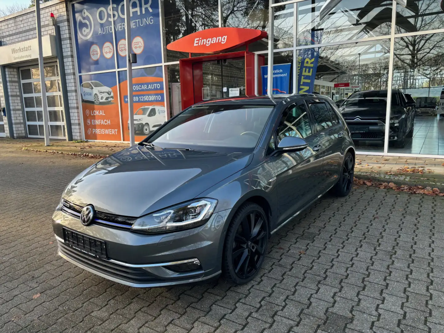 Volkswagen Golf Comfortline BlueMotion TGI Benzin+Erdgas Grau - 2