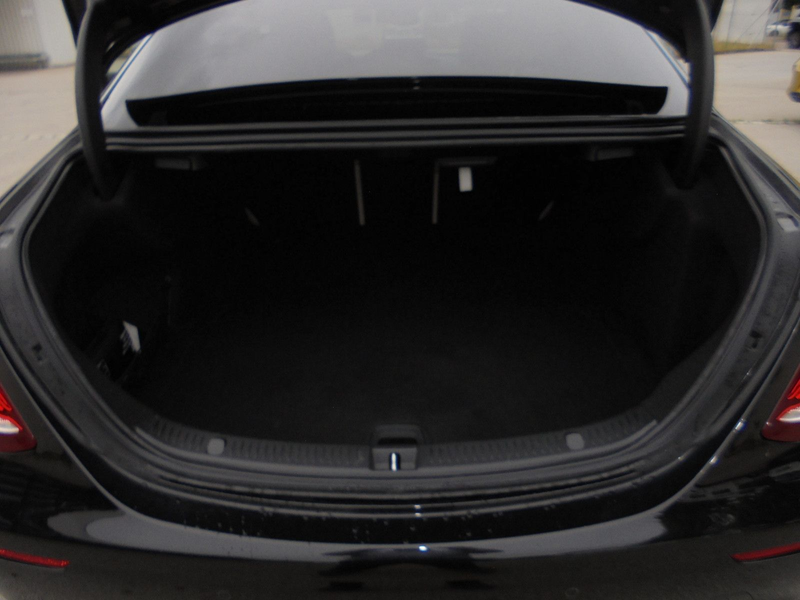 Mercedes-Benz E 400 E400D Limousine 4Matic ~ Nur 36.000 km ~ — photo 14