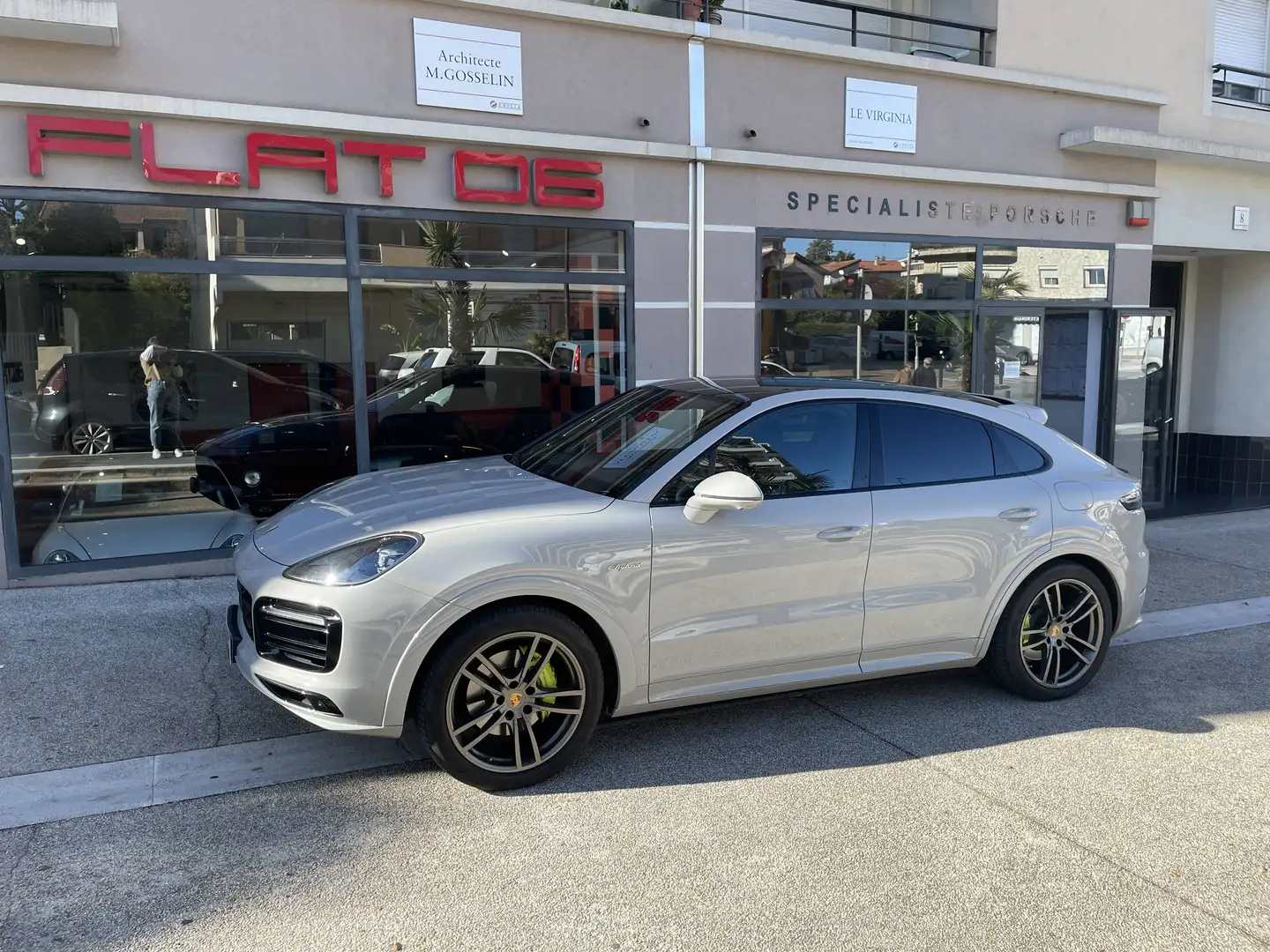 Porsche Cayenne III 3.0 462ch E-Hybrid - 2