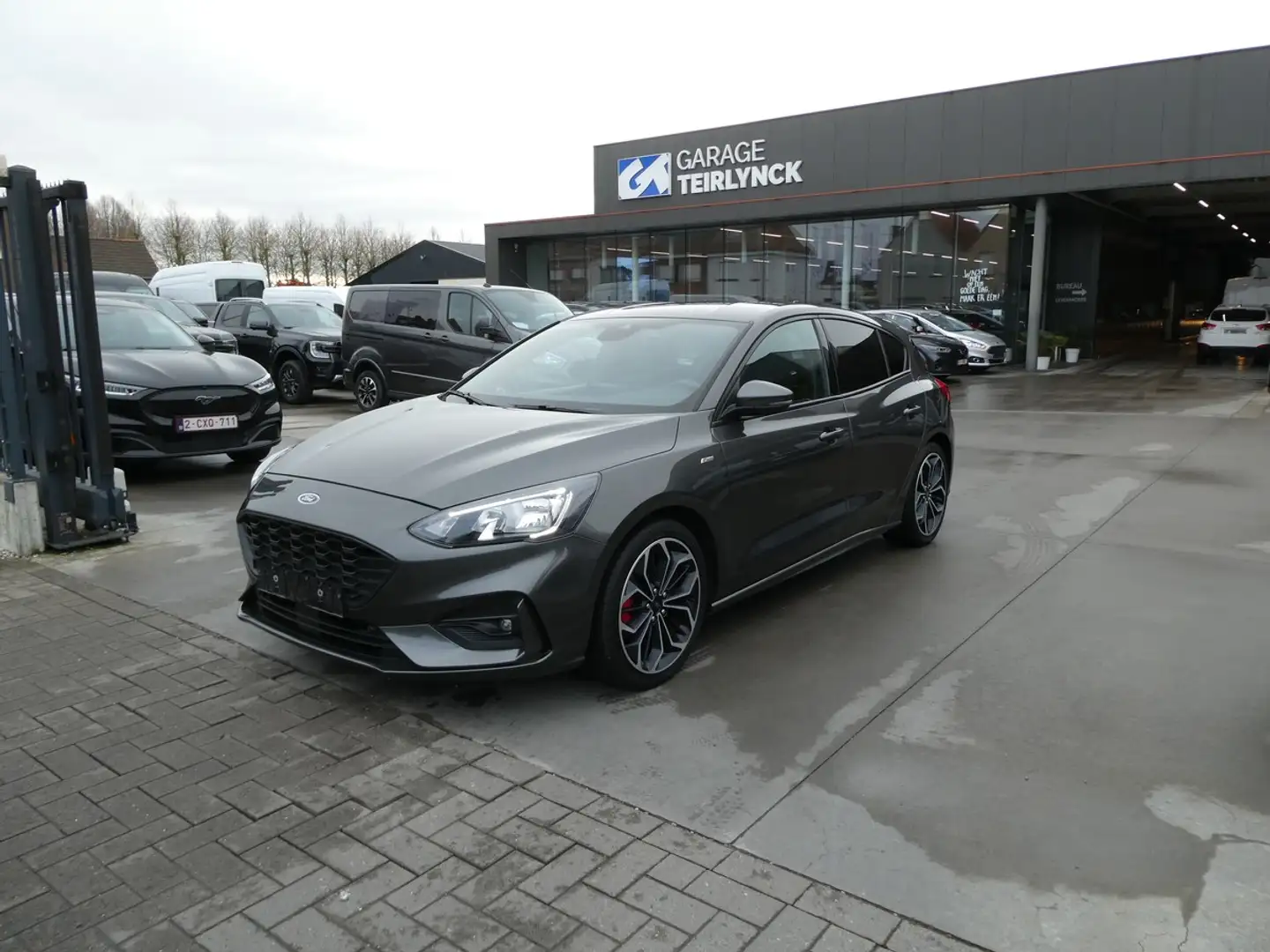 Ford Focus 5d 1.5 EcoBoost 150pk ST Line LEder '19 (89371) Gris - 2