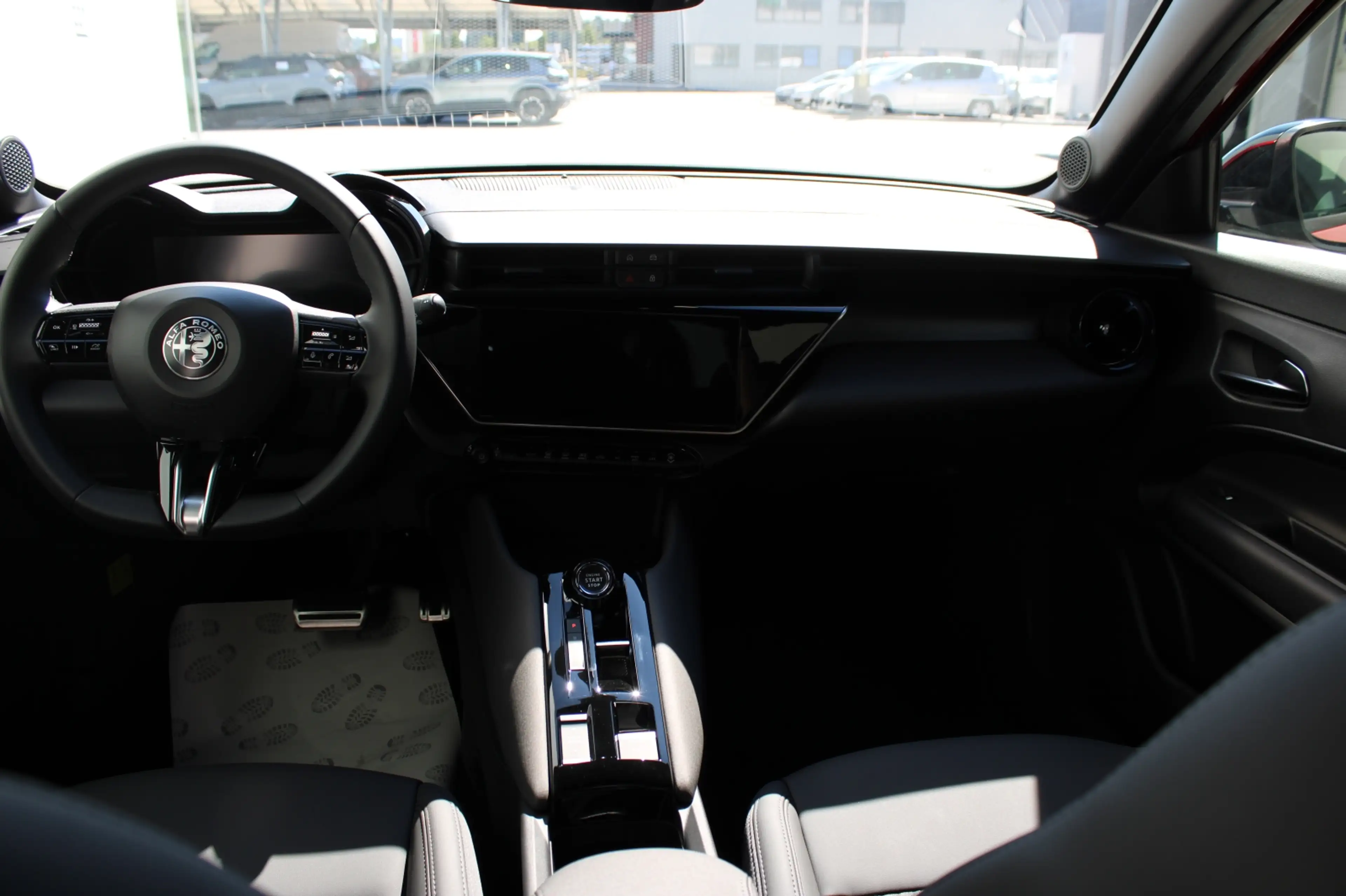 Alfa Romeo Junior Junior Q4 Ibrida 145 TI — photo 11