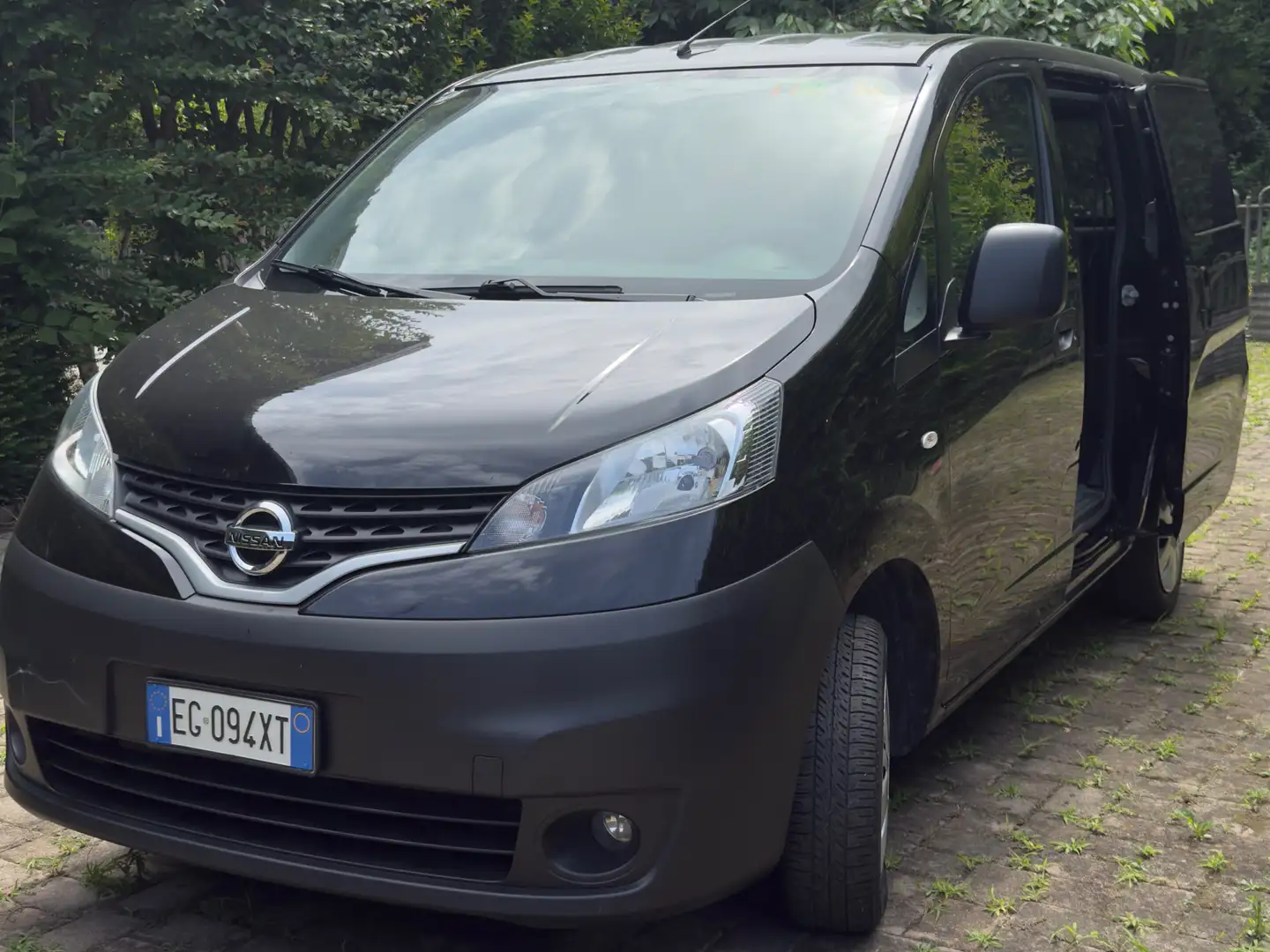 Nissan NV200 1600 benzina Fekete - 2