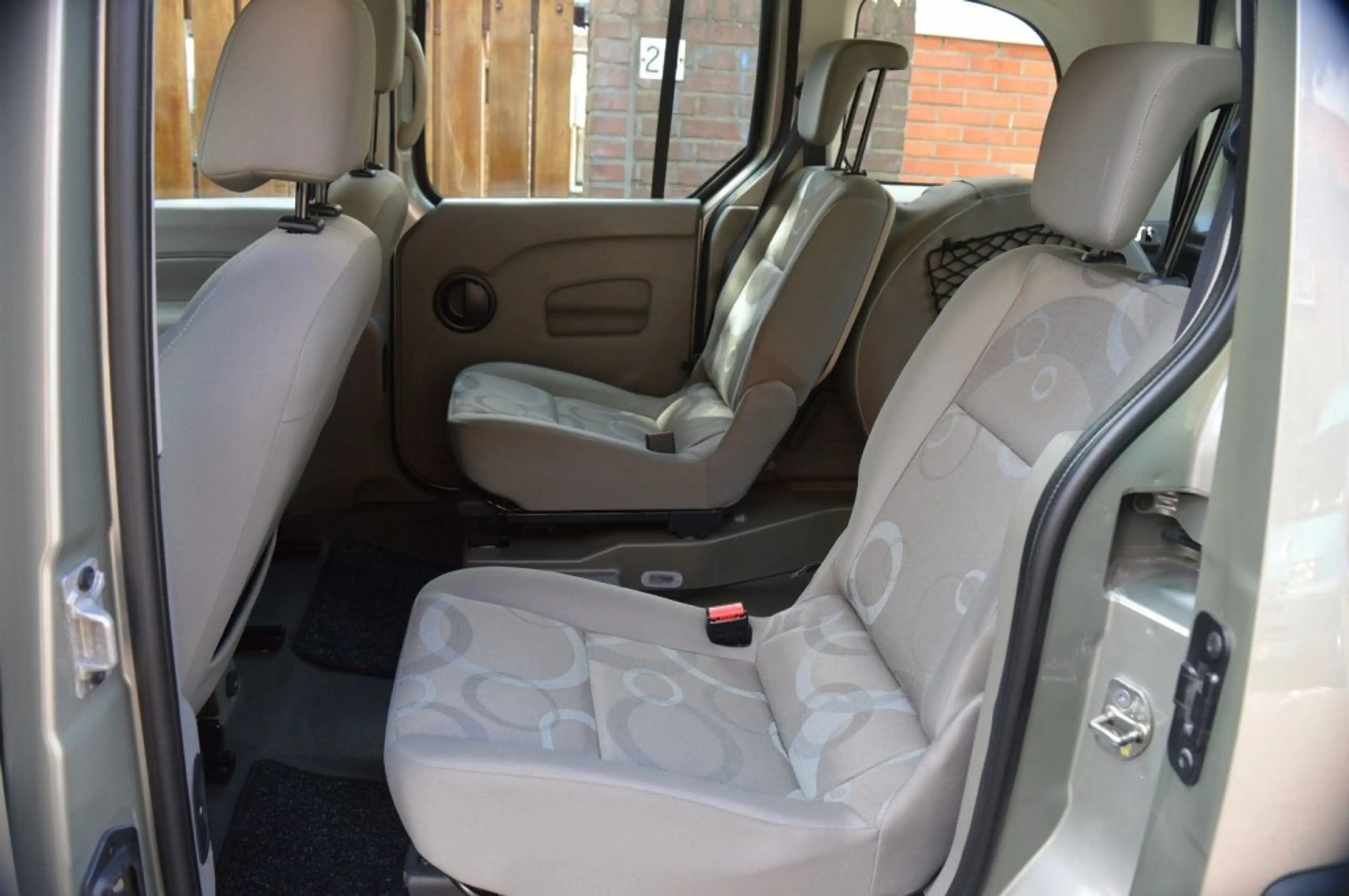 Renault Kangoo Family 1.6-16v  ROLSTOELAUTO  AUTOMAAT  AIRCO  LUC — photo 9