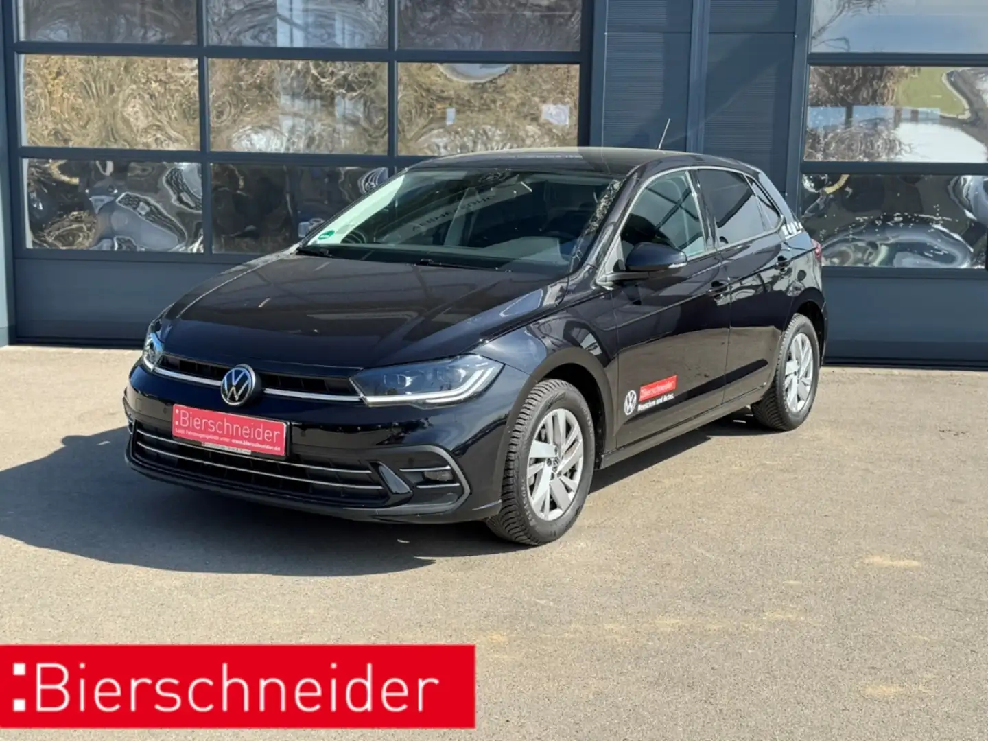 Volkswagen Polo 1.0 TSI DSG Style IQ.LIGHT NAVI PANORAMA PARKLENK Schwarz - 1