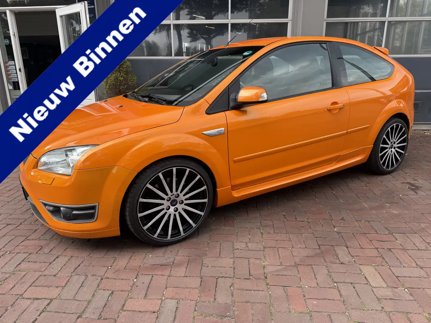 Ford Focus 2.5-20V ST origineel NL, 300pk, milltek Naranja - 1