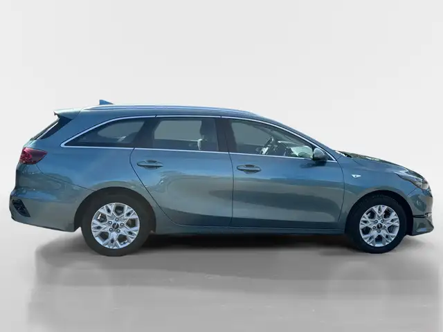 Kia Ceed view 6