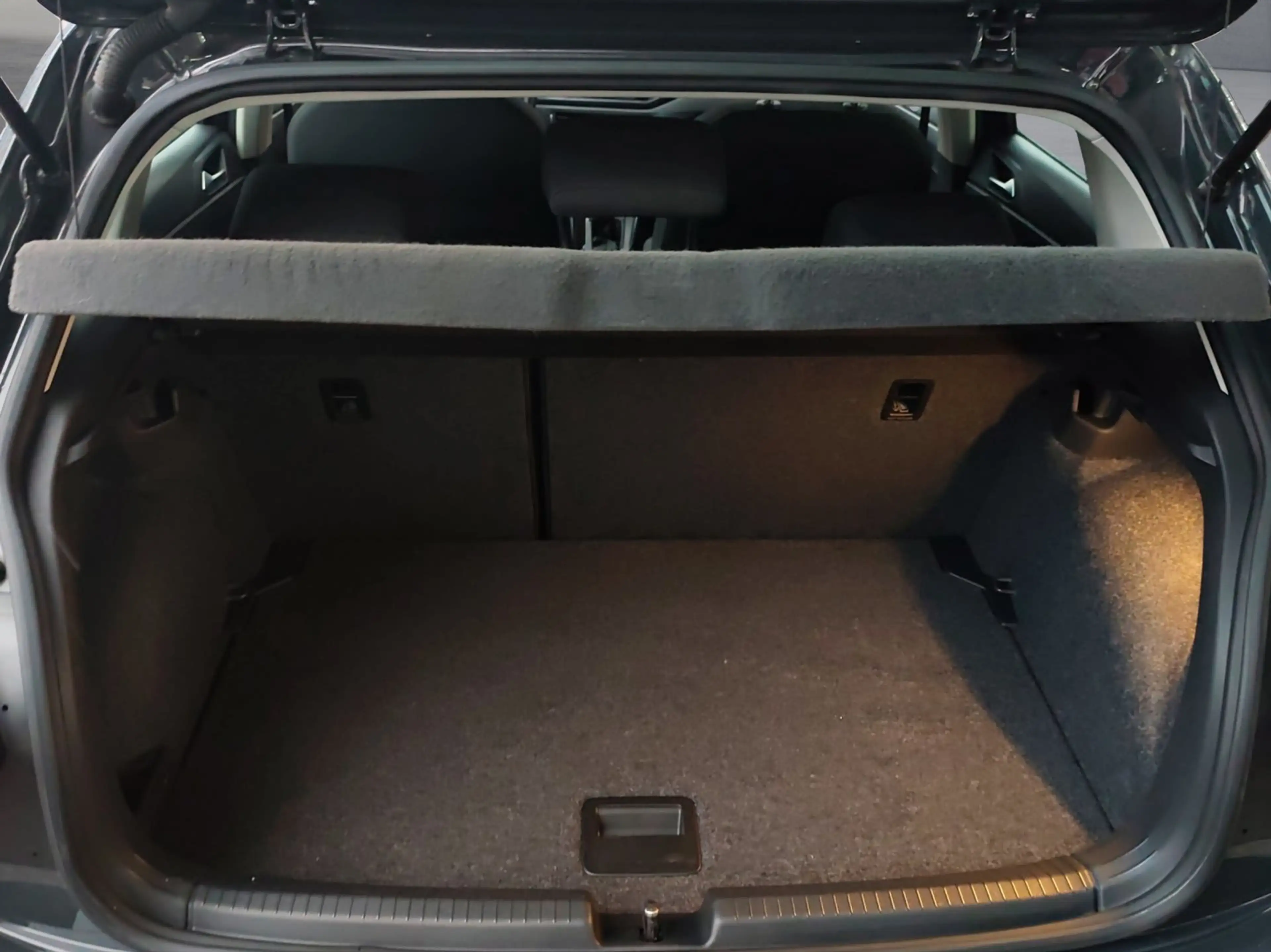 Volkswagen Polo Austria — photo 14