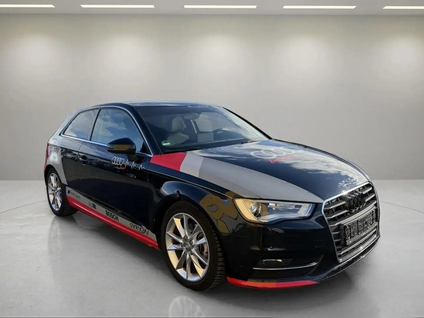 Audi A3 attraction Nero - 1