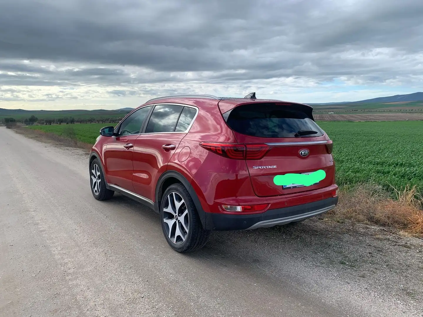 Kia Sportage 1.7CRDi VGT Eco-D.GT-Line DCT 4x2 141 GT Line Rojo - 2