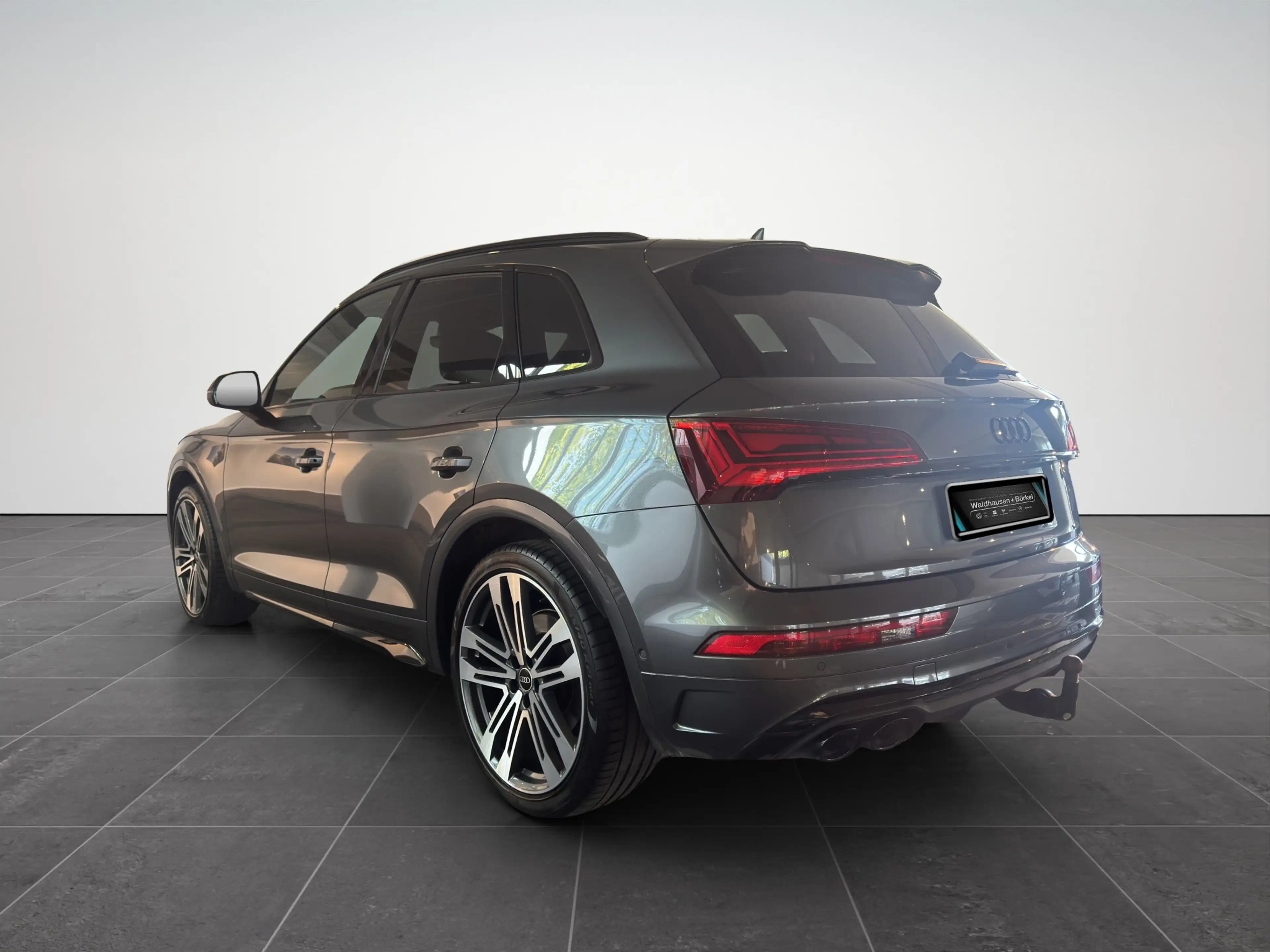 Audi SQ5 3.0 TDI quattro Klima Navi Leder Rückfahrkamera — photo 7