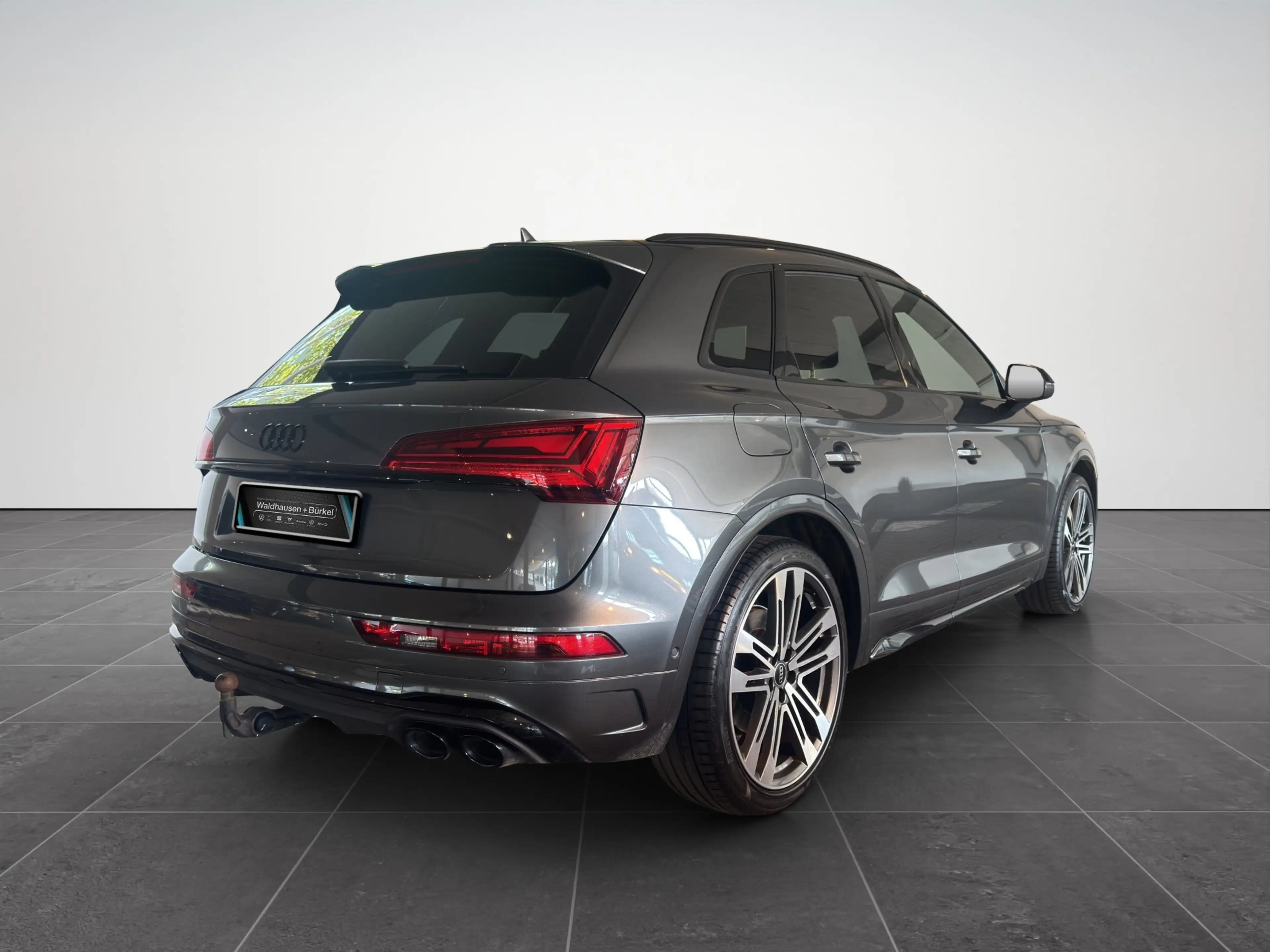 Audi SQ5 3.0 TDI quattro Klima Navi Leder Rückfahrkamera — photo 9