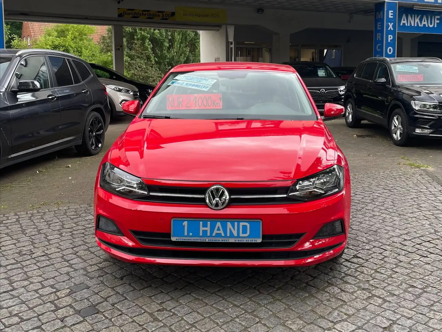 Volkswagen Polo Comfortline Rojo - 2