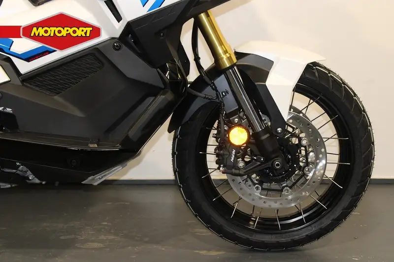 Honda X-ADV 750 - foto 3