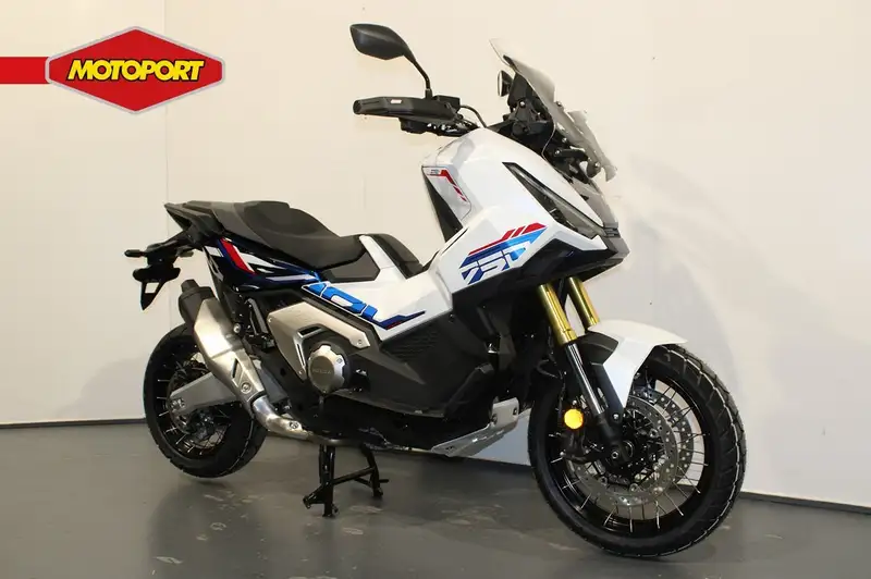 Honda X-ADV 750 - foto 2