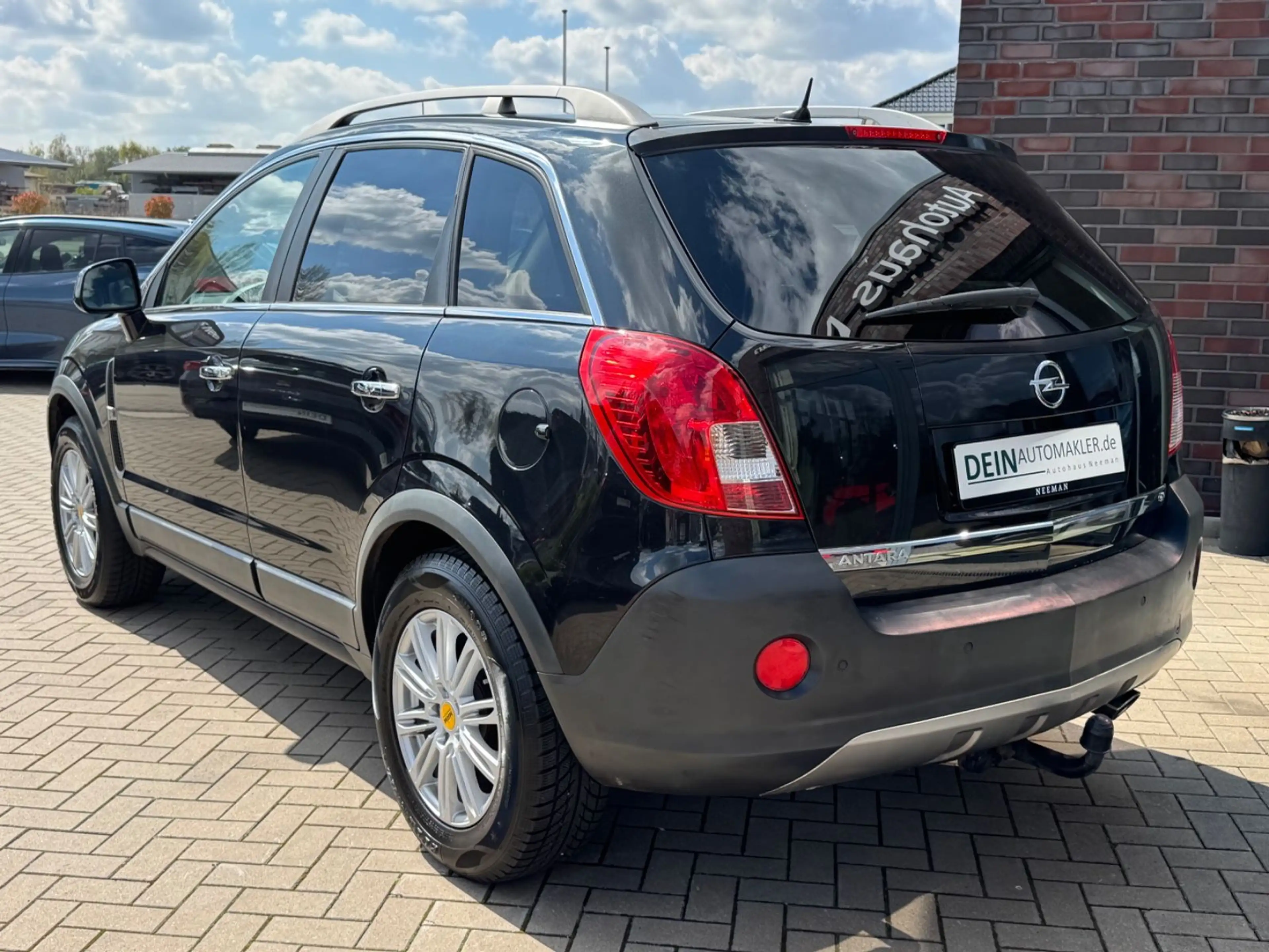 Opel Antara Cosmo 4x4 *AHK*Leder*Navi* — photo 3