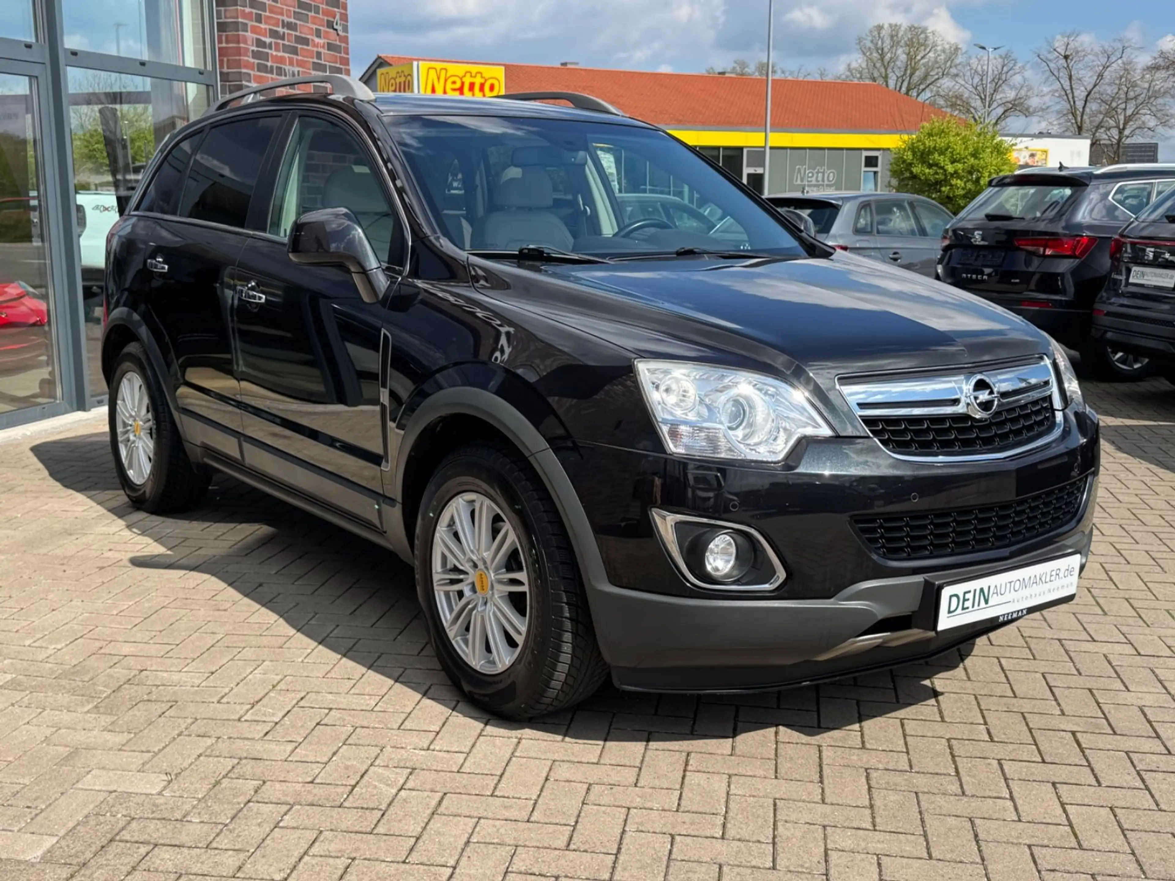 Opel Antara Cosmo 4x4 *AHK*Leder*Navi* — photo 7