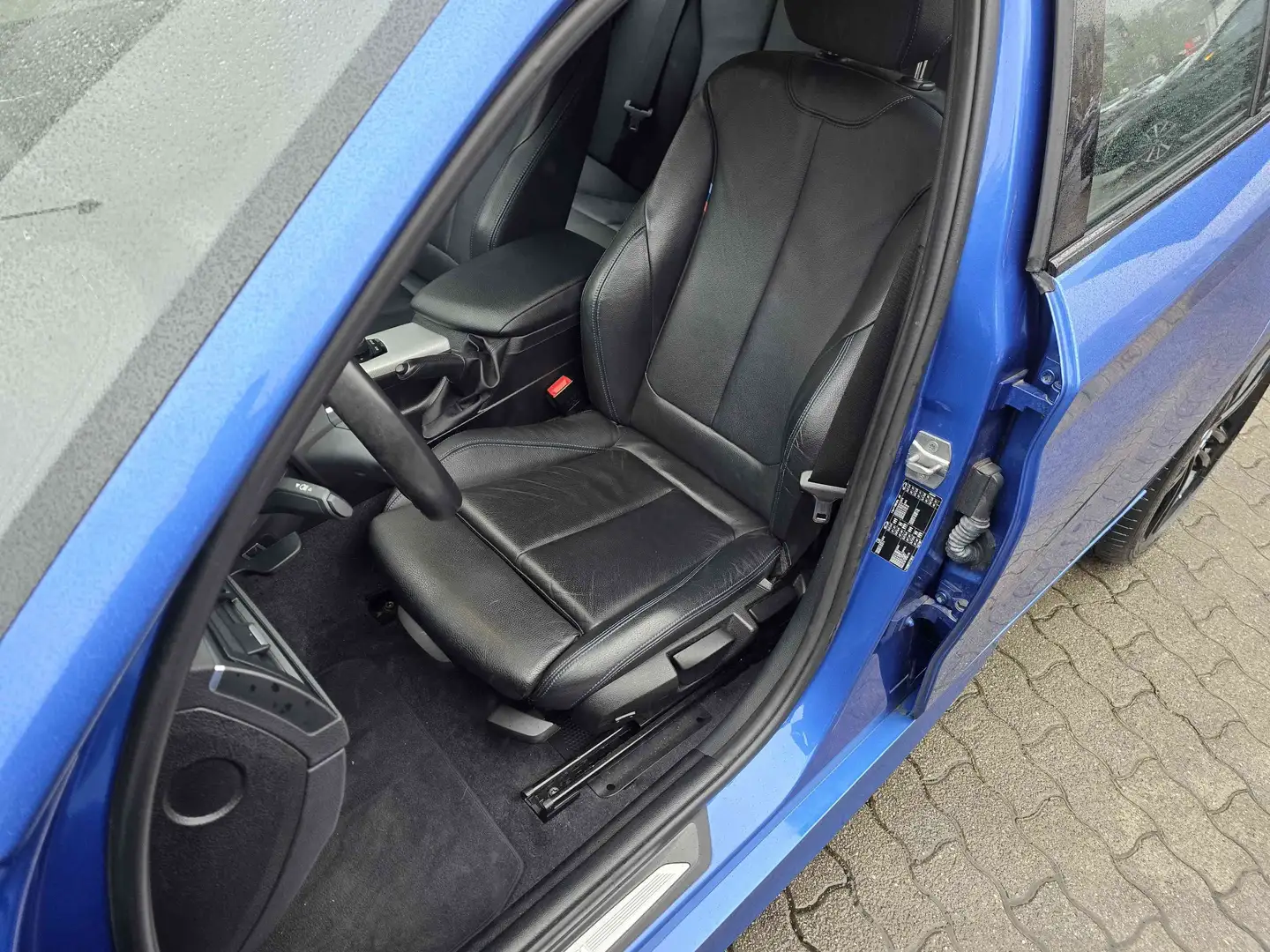 BMW 118 i Edition M Sport Shadow*LED*PDC*SITZHEIZUNG*8-FAC Blau - 2