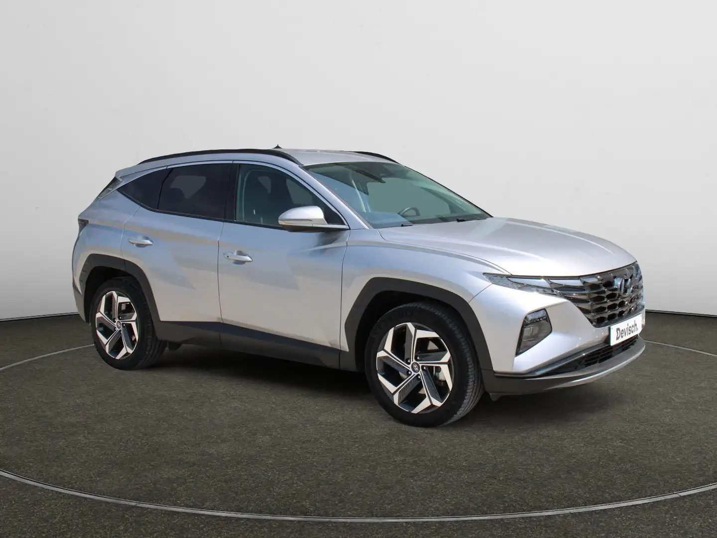 Hyundai TUCSON - 1
