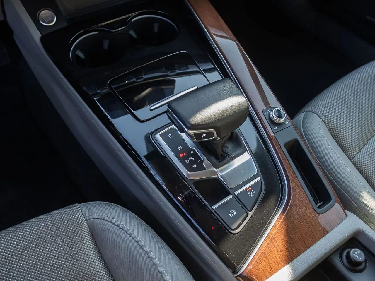Audi A4 Advanced 50TDI qu Navi Matrix Standhzg, миниатюра 19