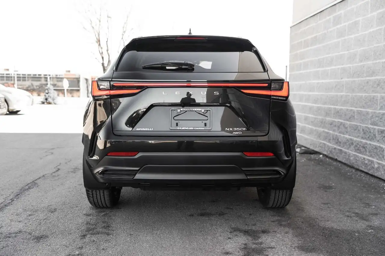 Lexus NX снимка Lexus NX