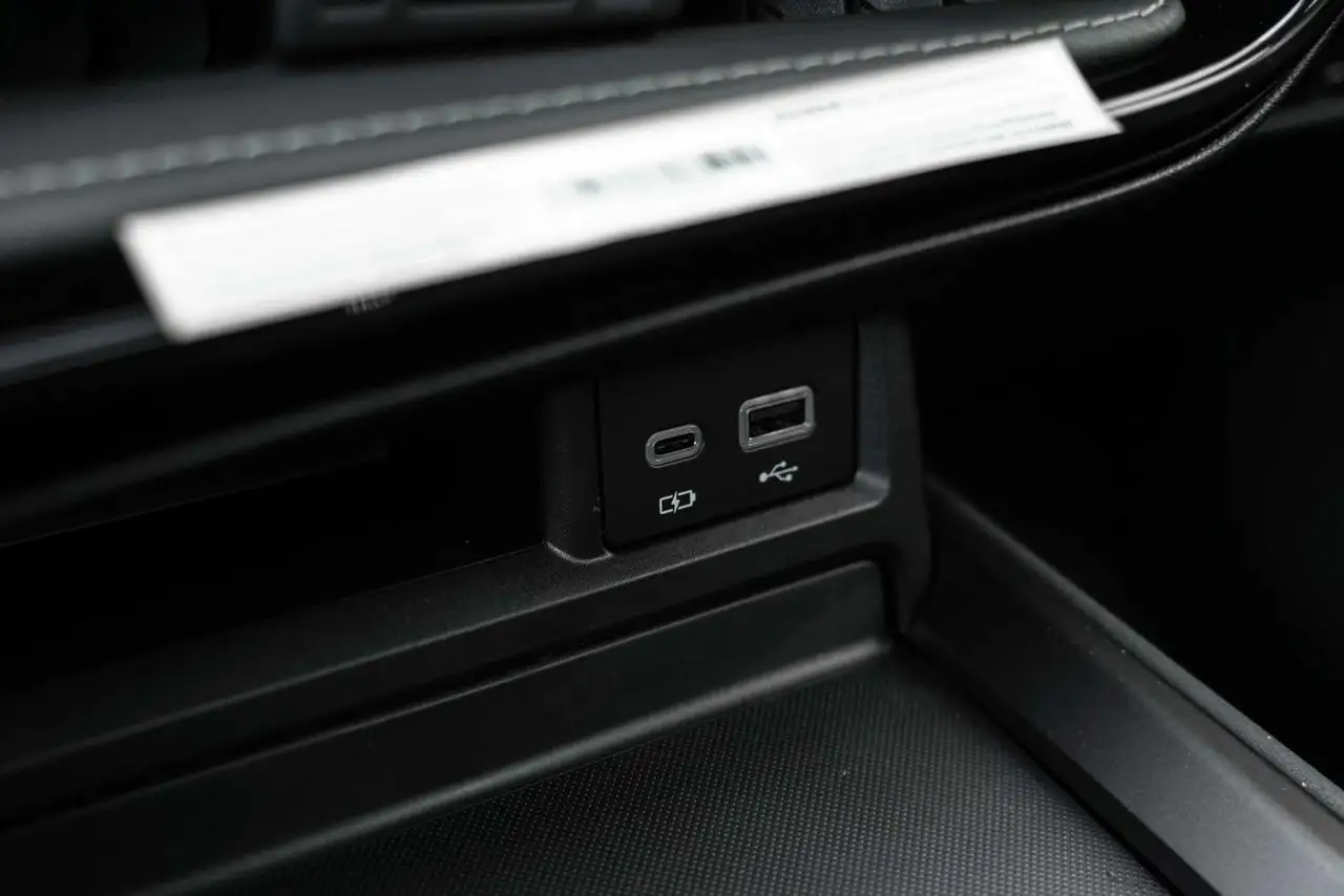 Lexus NX снимка Lexus NX