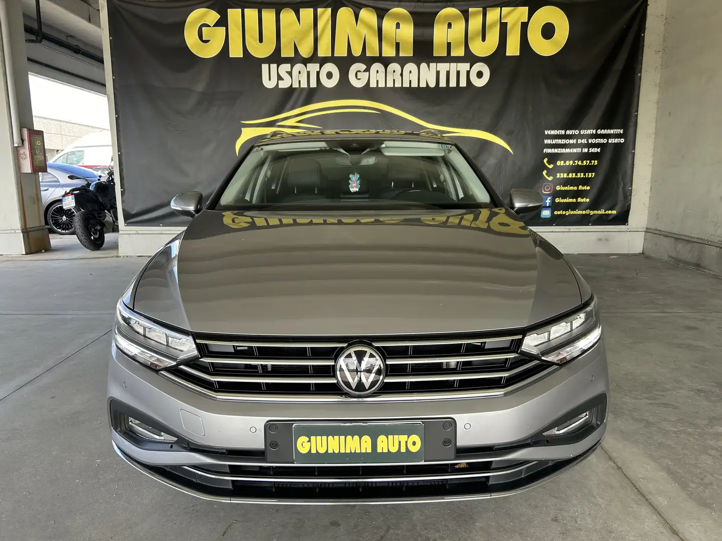 Volkswagen Passat Variant Passat VIII Variant 2.0 tdi Executive 150cv dsg Grijs - 2