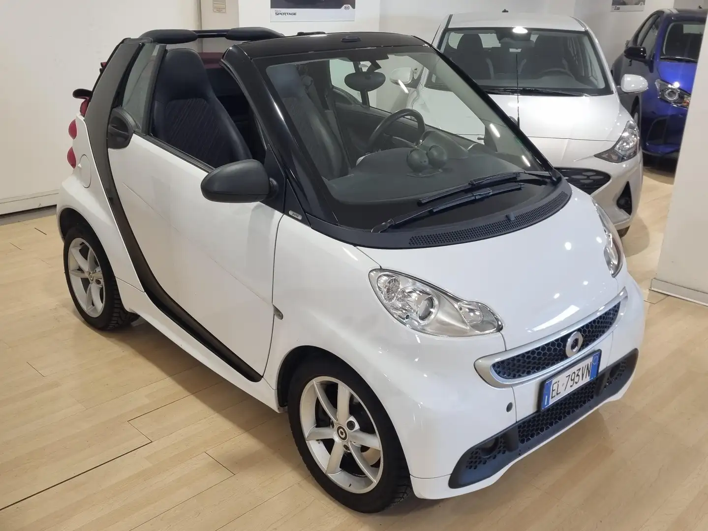 smart forTwo Fortwo II 2007 Cabrio Cabrio 1.0 Pulse 84cv FL Bianco - 2