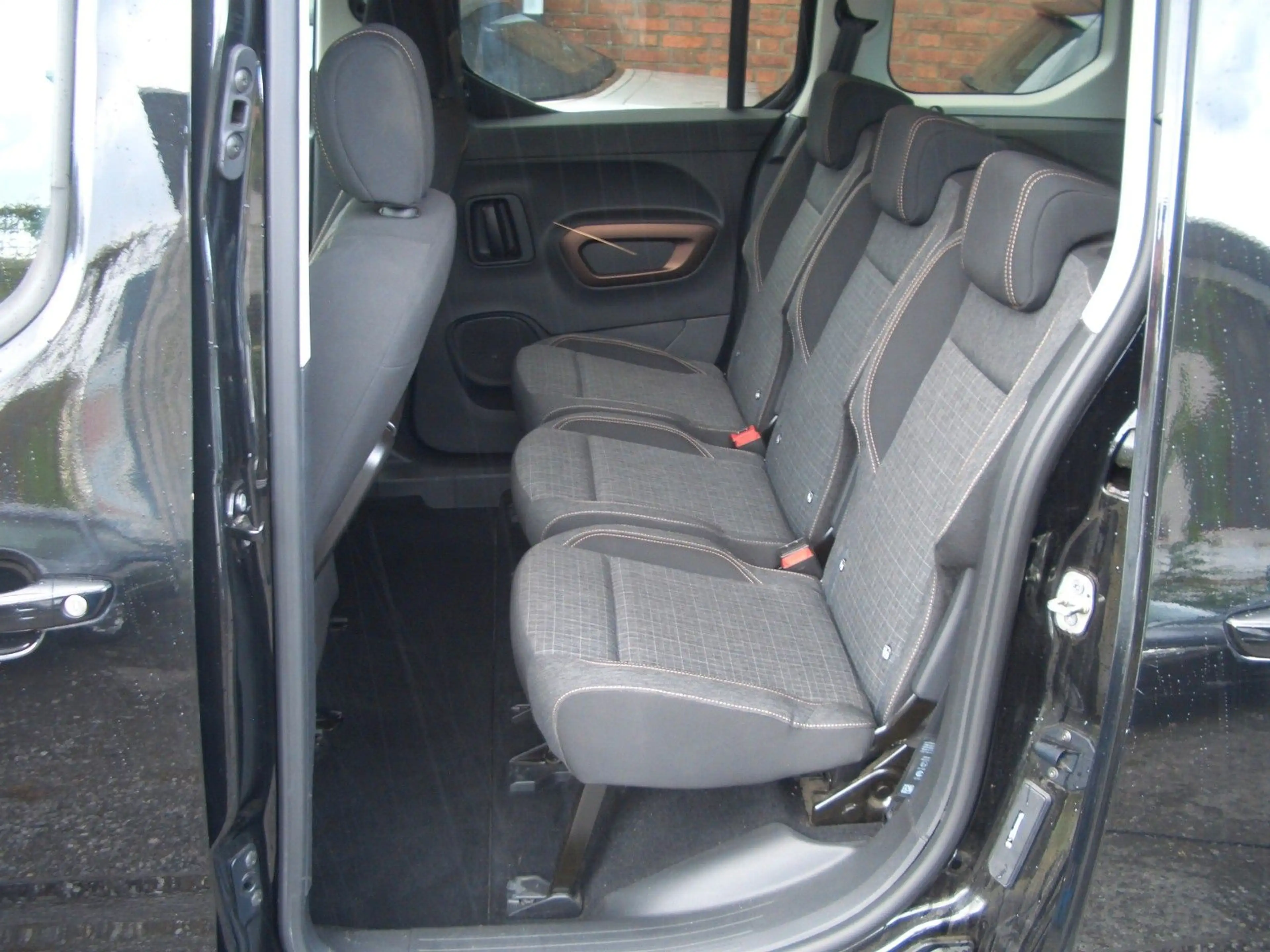 Peugeot Rifter Allure L1 GT LINE — photo 7