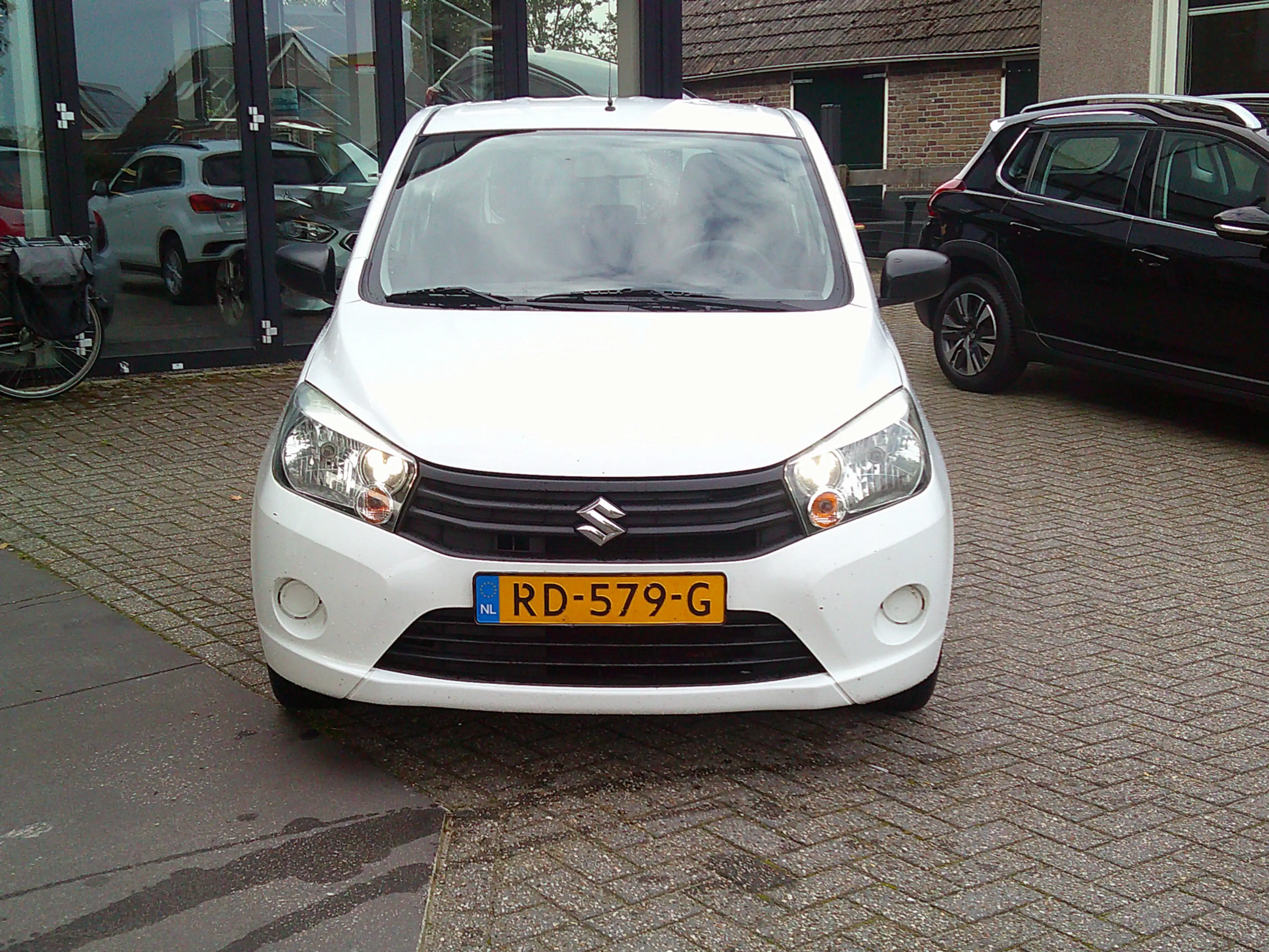 Suzuki Celerio 1.0 Comfort Staat in De Krim — photo 2