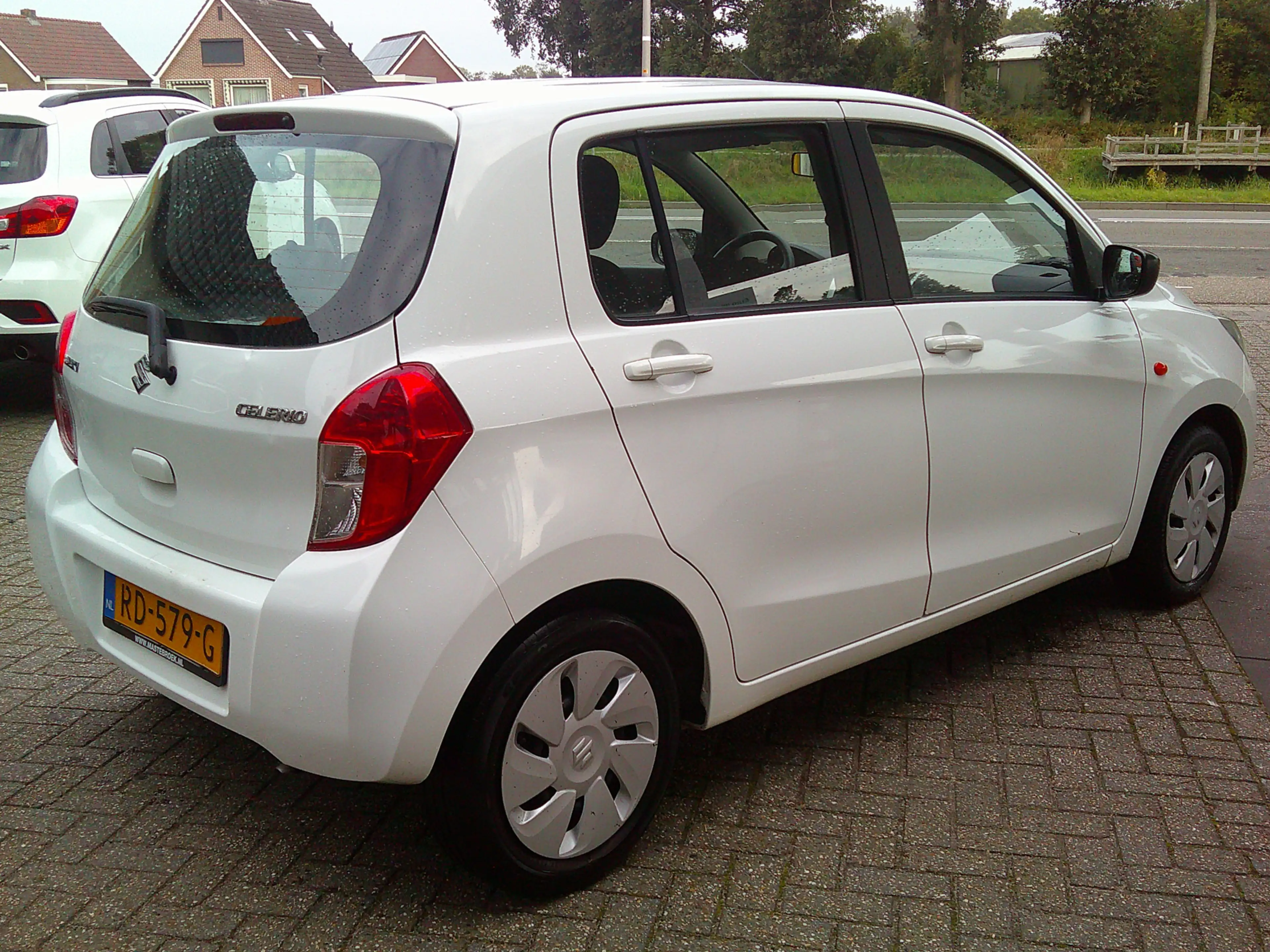 Suzuki Celerio 1.0 Comfort Staat in De Krim — photo 5