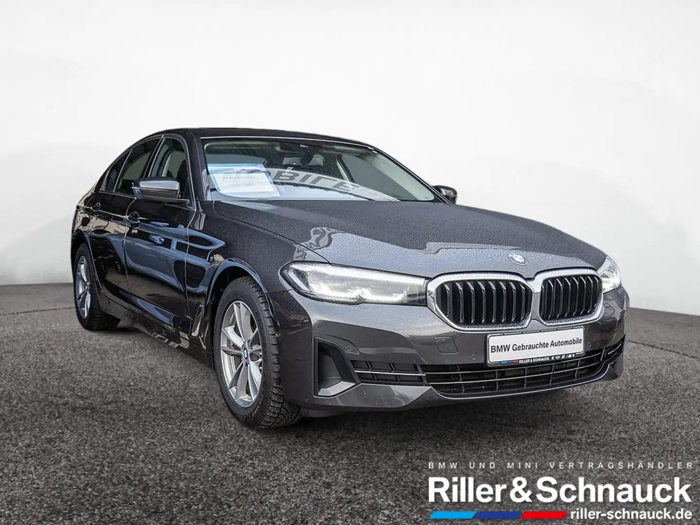 BMW 520 d eGSD+HUD+H/K+NAVI+LED+KAMERA+SHZ+PDC+ Grau - 2