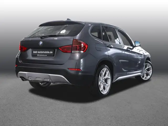 BMW X1 view 2