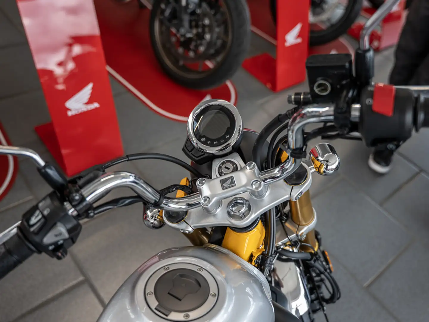 Honda Monkey 125 LED SCHEINWERFER Jaune - 2