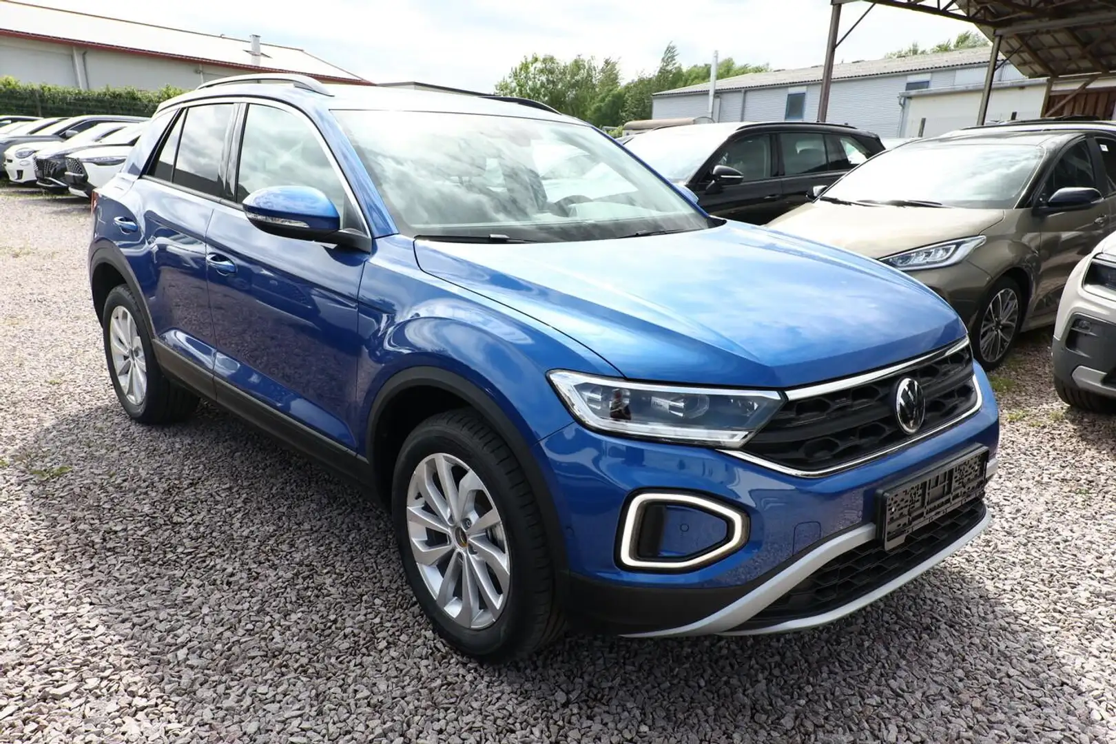 Volkswagen T-Roc 1.5 TSI 150 DSG LED+ R2D Keyl Kam SHZ 17Z 110 k... Blau - 2