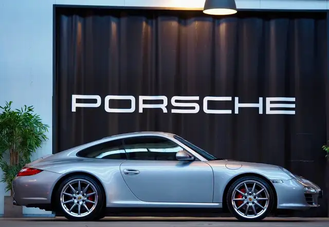 Porsche 997 997.2 Carrera 4S 3.8 Coupé boite mécanique *1st pa
