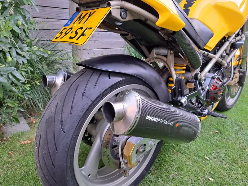 Ducati Monster 900 - foto 6