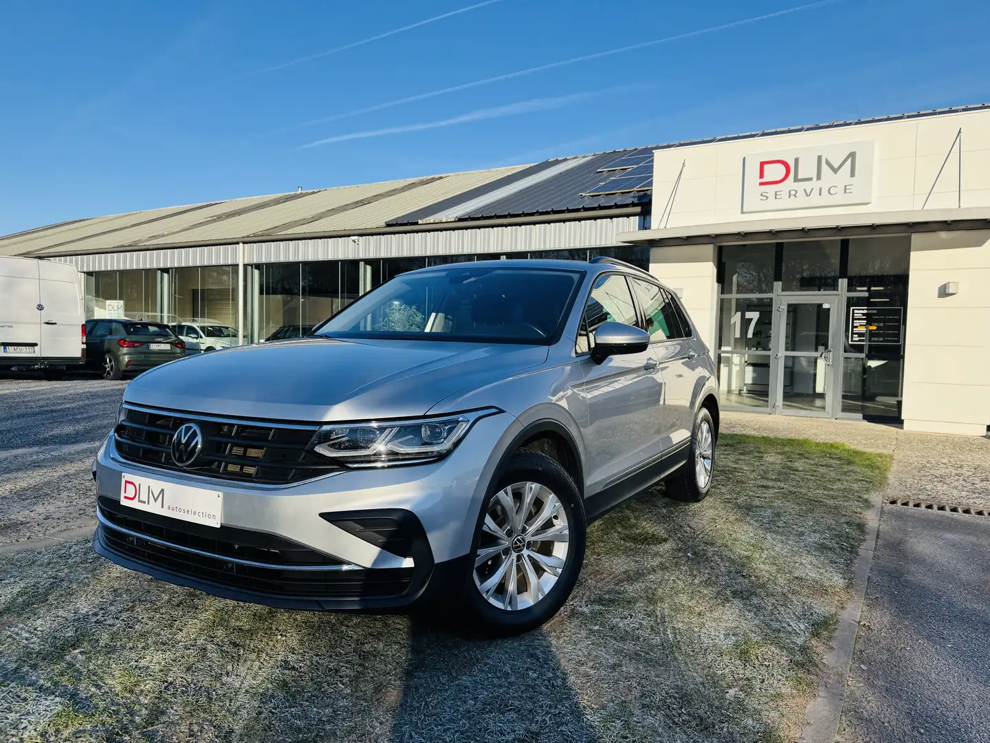 Volkswagen Tiguan Tiguan 2.0 TDI SCR Life DSG Argent - 1