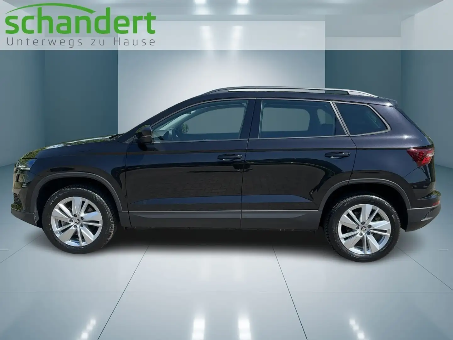 Skoda Karoq 1.5 TSI Selection DSG Matrix AHK Navi Klimaautom Schwarz - 2