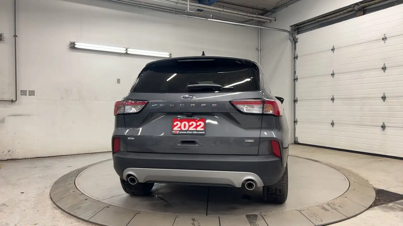 Ford Escape снимка Ford Escape