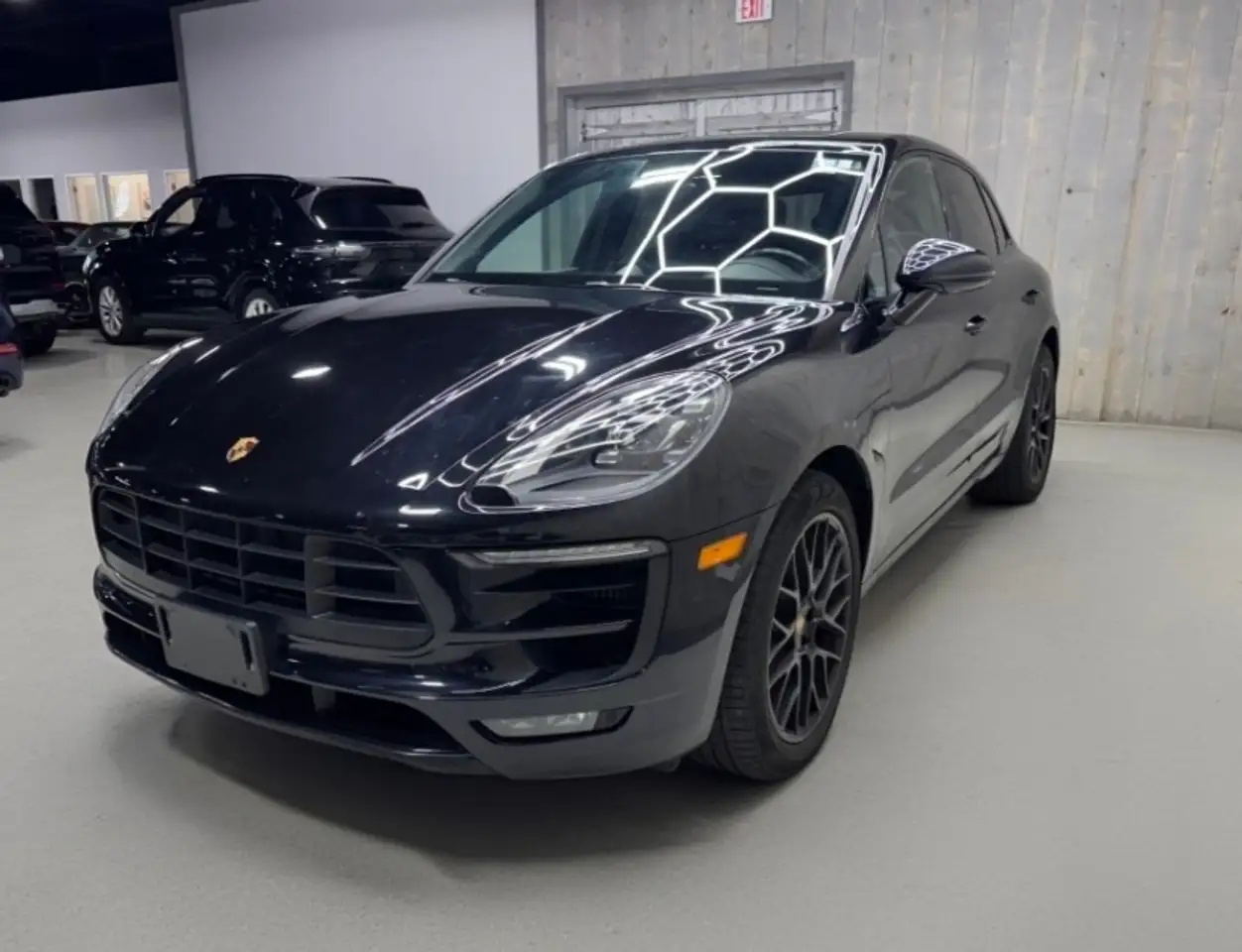 Porsche Macan снимка Porsche Macan