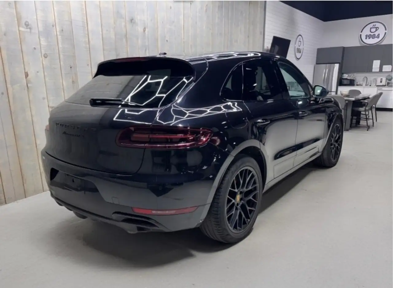 Porsche Macan снимка Porsche Macan